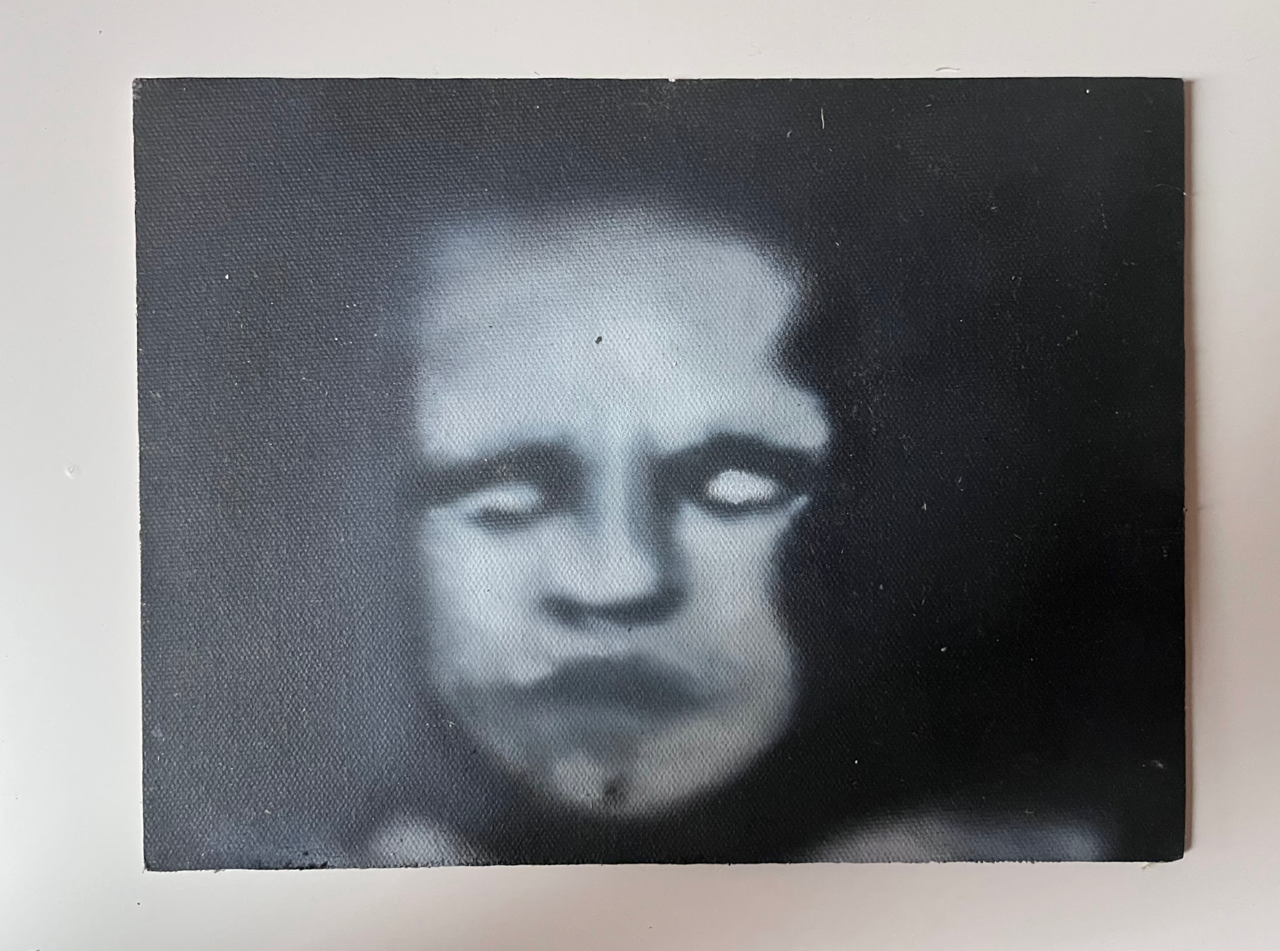 Face by Folke Ignestam shown in a home setting